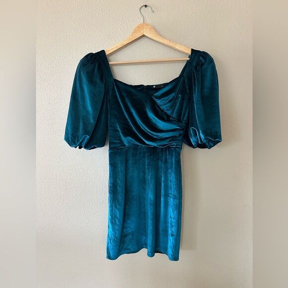 NWT Krisa Wrap Front Sweetheart Mini Dress Puff Sleeves Velvet Teal Size XS - Picture 1 of 7